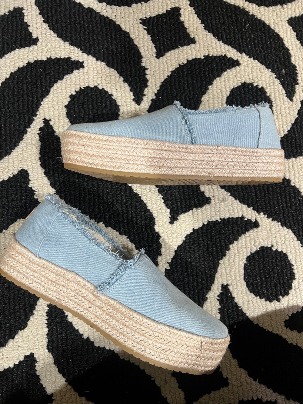 Toms Light Blue Canvas Platform Espadrilles
